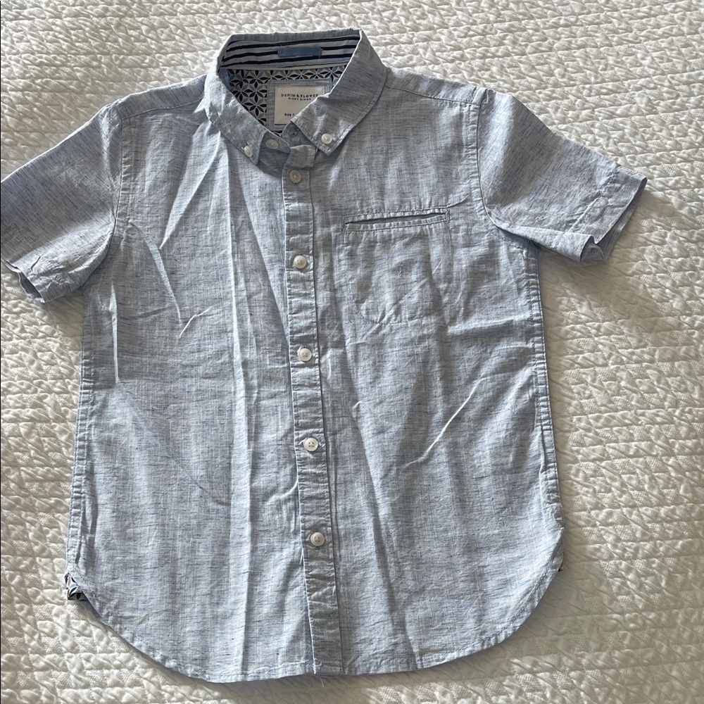 Boys' Light Blue Short-Sleeve Button-Up Shirt